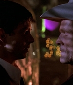 ROSWELL_-_E1X01_PILOT_663.jpg