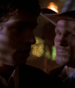 ROSWELL_-_E1X01_PILOT_669.jpg