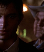 ROSWELL_-_E1X01_PILOT_691.jpg