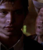 ROSWELL_-_E1X01_PILOT_706.jpg