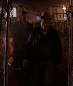 ROSWELL_-_E1X01_PILOT_717.jpg