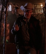 ROSWELL_-_E1X01_PILOT_720.jpg