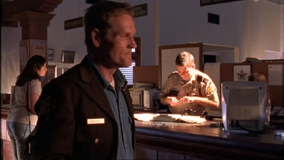 ROSWELL_-_E1X02_THE_MORNING_AFTER_028.jpg