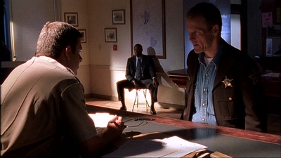 ROSWELL_-_E1X02_THE_MORNING_AFTER_058.jpg