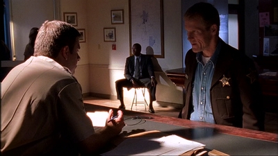 ROSWELL_-_E1X02_THE_MORNING_AFTER_059.jpg