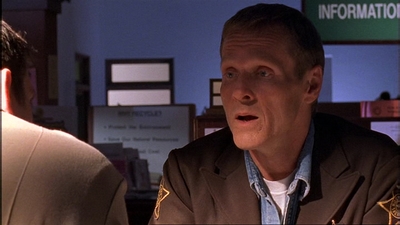 ROSWELL_-_E1X02_THE_MORNING_AFTER_106.jpg