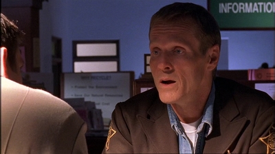 ROSWELL_-_E1X02_THE_MORNING_AFTER_107.jpg