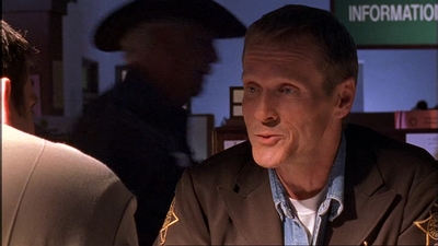 ROSWELL_-_E1X02_THE_MORNING_AFTER_115.jpg