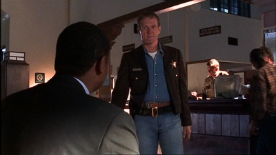 ROSWELL_-_E1X02_THE_MORNING_AFTER_124.jpg