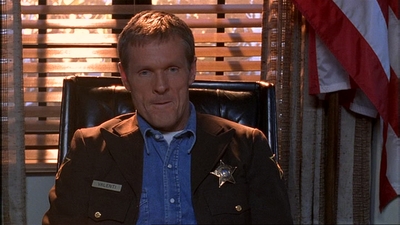 ROSWELL_-_E1X02_THE_MORNING_AFTER_249.jpg