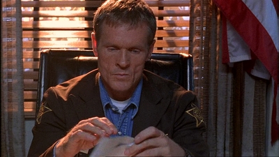 ROSWELL_-_E1X02_THE_MORNING_AFTER_272.jpg