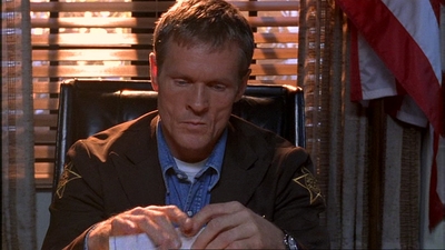 ROSWELL_-_E1X02_THE_MORNING_AFTER_273.jpg