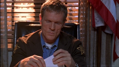 ROSWELL_-_E1X02_THE_MORNING_AFTER_274.jpg