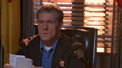 ROSWELL_-_E1X02_THE_MORNING_AFTER_279.jpg