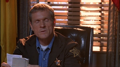 ROSWELL_-_E1X02_THE_MORNING_AFTER_288.jpg
