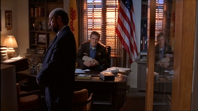 ROSWELL_-_E1X02_THE_MORNING_AFTER_338.jpg