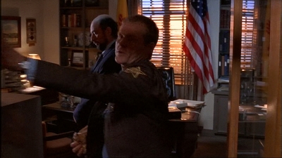 ROSWELL_-_E1X02_THE_MORNING_AFTER_349.jpg
