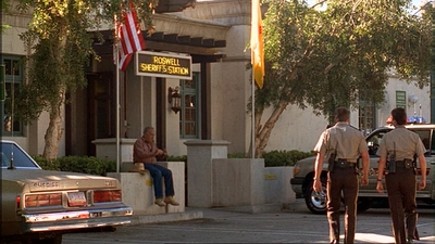 ROSWELL_-_E1X02_THE_MORNING_AFTER_352.jpg