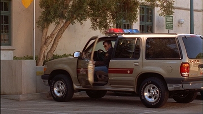 ROSWELL_-_E1X02_THE_MORNING_AFTER_364.jpg