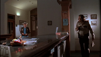 ROSWELL_-_E1X02_THE_MORNING_AFTER_368.jpg