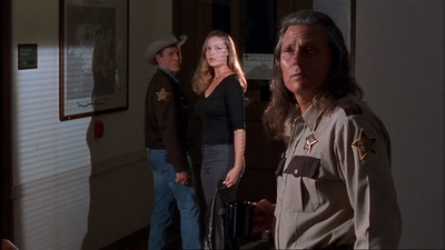 ROSWELL_-_E1X02_THE_MORNING_AFTER_407.jpg