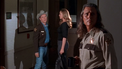 ROSWELL_-_E1X02_THE_MORNING_AFTER_415.jpg