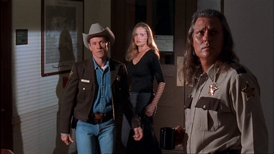 ROSWELL_-_E1X02_THE_MORNING_AFTER_418.jpg