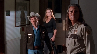 ROSWELL_-_E1X02_THE_MORNING_AFTER_419.jpg