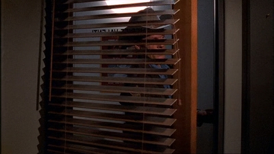 ROSWELL_-_E1X02_THE_MORNING_AFTER_431.jpg