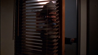 ROSWELL_-_E1X02_THE_MORNING_AFTER_432.jpg