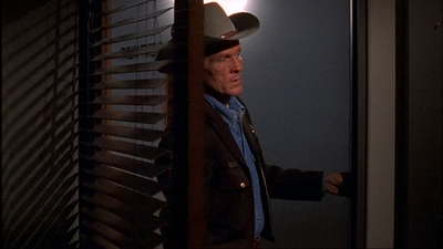 ROSWELL_-_E1X02_THE_MORNING_AFTER_435.jpg
