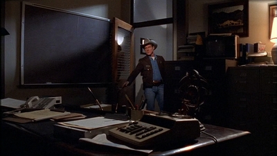 ROSWELL_-_E1X02_THE_MORNING_AFTER_436.jpg