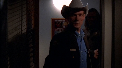 ROSWELL_-_E1X02_THE_MORNING_AFTER_441.jpg