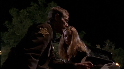 ROSWELL_-_E1X02_THE_MORNING_AFTER_469.jpg