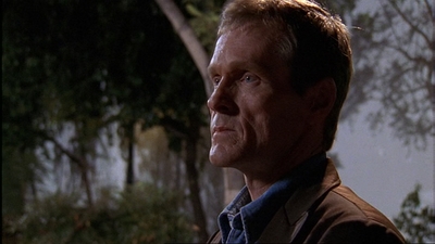 ROSWELL_-_E1X02_THE_MORNING_AFTER_502.jpg