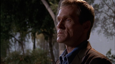 ROSWELL_-_E1X02_THE_MORNING_AFTER_505.jpg