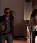 ROSWELL_-_E1X02_THE_MORNING_AFTER_006.jpg