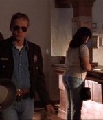 ROSWELL_-_E1X02_THE_MORNING_AFTER_007.jpg