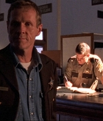 ROSWELL_-_E1X02_THE_MORNING_AFTER_019.jpg