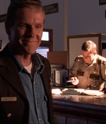 ROSWELL_-_E1X02_THE_MORNING_AFTER_026.jpg