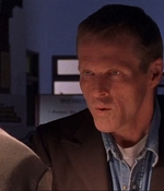 ROSWELL_-_E1X02_THE_MORNING_AFTER_075.jpg