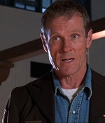 ROSWELL_-_E1X02_THE_MORNING_AFTER_182.jpg