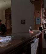 ROSWELL_-_E1X02_THE_MORNING_AFTER_372.jpg