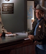 ROSWELL_-_E1X02_THE_MORNING_AFTER_383.jpg