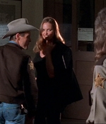 ROSWELL_-_E1X02_THE_MORNING_AFTER_392.jpg