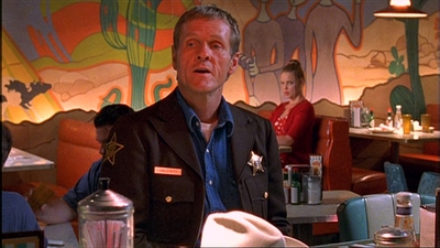 ROSWELL_-_E1X03_MONSTERS_049.jpg