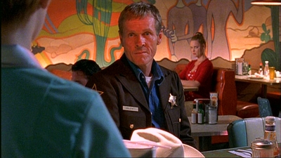 ROSWELL_-_E1X03_MONSTERS_090.jpg