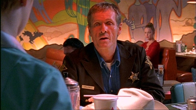 ROSWELL_-_E1X03_MONSTERS_142.jpg