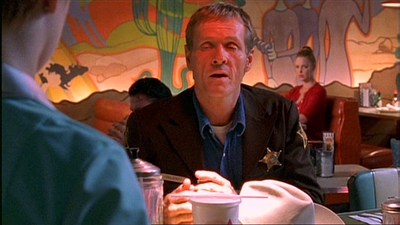 ROSWELL_-_E1X03_MONSTERS_143.jpg