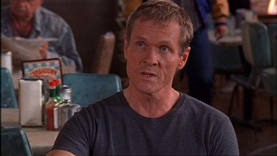 ROSWELL_-_E1X03_MONSTERS_161.jpg